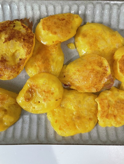 離乳食中期 手づかみ用さつまいものお焼き レシピ 作り方 By M Blue クックパッド 簡単おいしいみんなのレシピが376万品