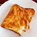 簡単朝食♡バターが香るメロンパントースト