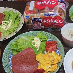 スパムの焼き方 カロリーダウン油不使用 レシピ 作り方 By ゆこりーな クックパッド 簡単おいしいみんなのレシピが371万品
