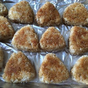 エンジョイ野外 ホイル包み焼きおにぎり レシピ 作り方 By 栗丸うさぎ クックパッド 簡単おいしいみんなのレシピが371万品