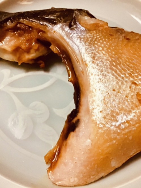 ヒラマサの甘醤油煮 レシピ 作り方 By Kei2129 クックパッド 簡単おいしいみんなのレシピが375万品