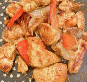 ピリッとしたチキンファヒータのレシピ