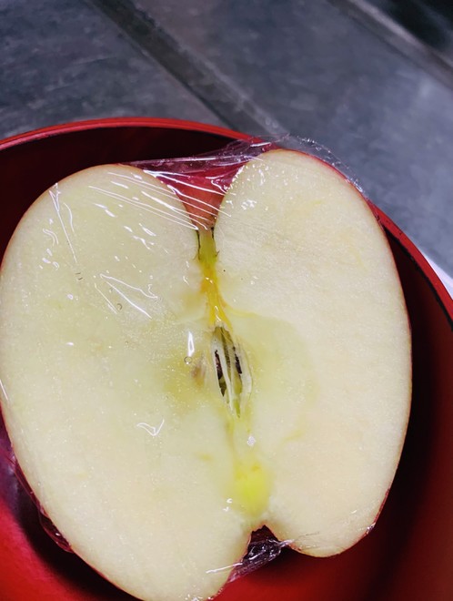 切ったリンゴの保存 レシピ 作り方 By リリ マロン クックパッド 簡単おいしいみんなのレシピが376万品