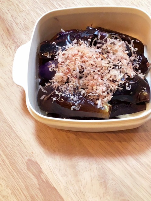 簡単 ナスのめんつゆ炒め ナス大量消費 レシピ 作り方 By ミサズパーティー クックパッド 簡単おいしいみんなのレシピが374万品