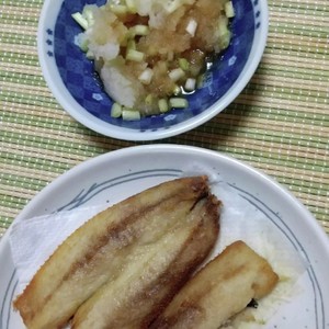イワシの開き さっぱりおろしポン酢 レシピ 作り方 By ちょこ 0214 クックパッド 簡単おいしいみんなのレシピが372万品