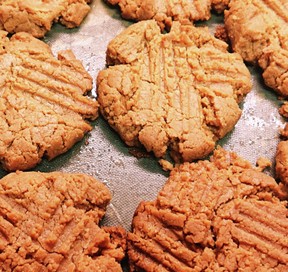 ピーナッツバター一口サイズのクッキーのレシピ