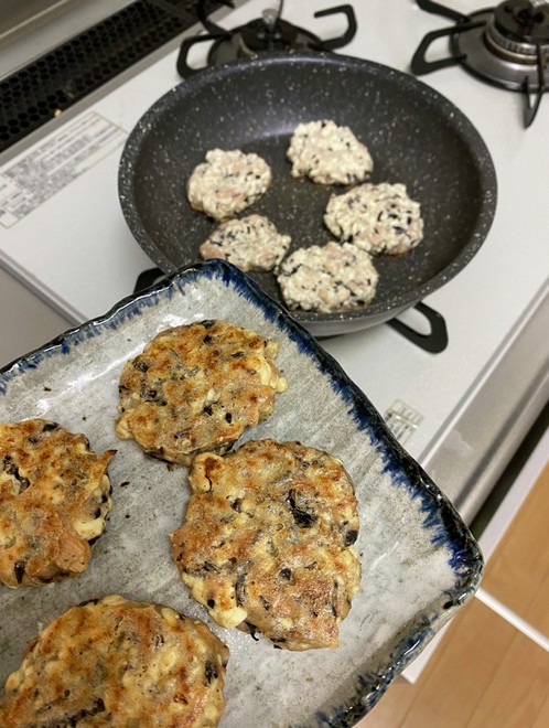 ひじきとツナのお豆腐おやき 離乳食後期 レシピ 作り方 By はるひママ クックパッド 簡単おいしいみんなのレシピが376万品