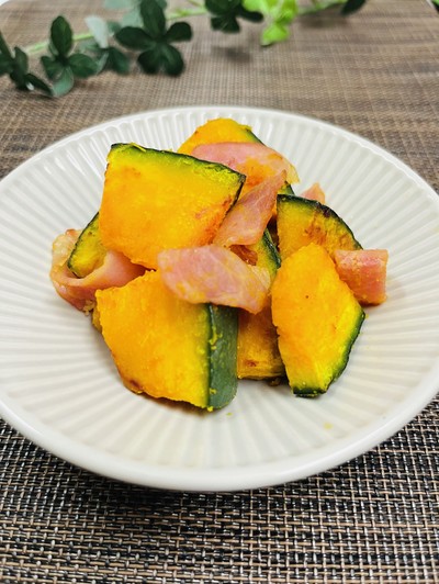 スパイシーなビーガンポテトカレーのレシピ