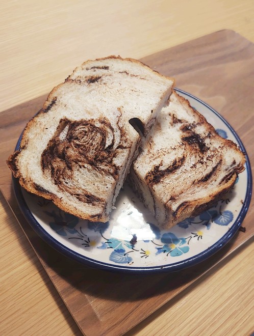 ＨＢで☆チョコがゴロッと☆マーブル食パン