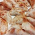 餃子の皮とクリチで☆北海道包み焼きピザ
