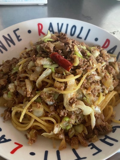 ヒスピキャベツのロースト、ガーリック＆チリクラム添えのレシピ