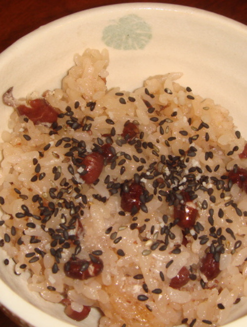 炊飯器で 我が家の赤飯 レシピ 作り方 By Nmママ クックパッド 簡単おいしいみんなのレシピが376万品