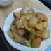 コロコロ蒟蒻とじゃが芋のそぼろ生姜煮