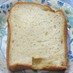 ふわっふわの生クリーム食パン