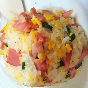 丸鶏ガラスープで炒飯 レシピ 作り方 By ミントティ クックパッド 簡単おいしいみんなのレシピが354万品