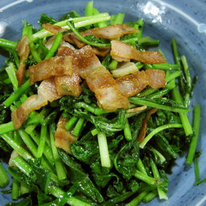 ルッコラのベーコンさっと炒め レシピ 作り方 By ハラギャーテイ クックパッド 簡単おいしいみんなのレシピが360万品