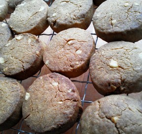 ピーナッツバター一口サイズのクッキーのレシピ