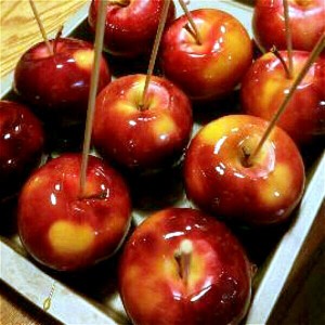 かき氷シロップでリンゴ飴 レシピ 作り方 By フポン クックパッド 簡単おいしいみんなのレシピが358万品