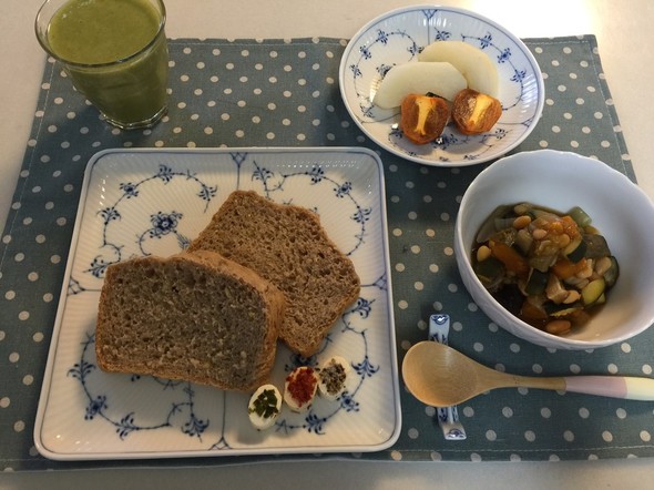 栗の渋皮煮とシロップパンの朝ご飯♡
