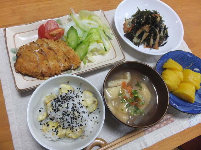 晩御飯８５ 栗ごはんとおいしいおかず By ネコかえる クックパッド みんながのせた献立