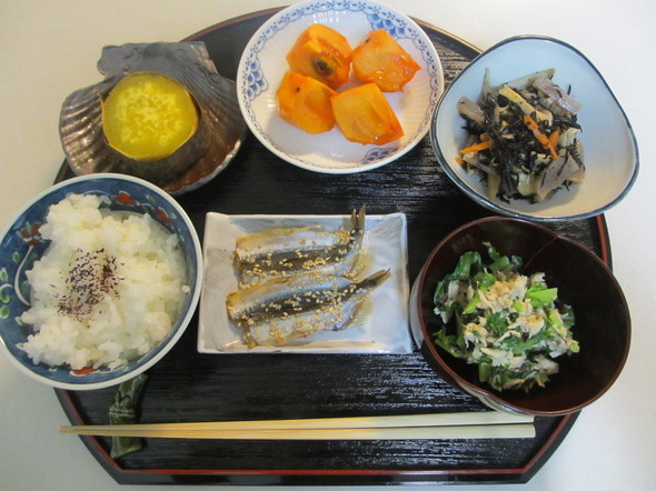 ししゃも焼いて~鳴門金時焼いて~朝ご飯