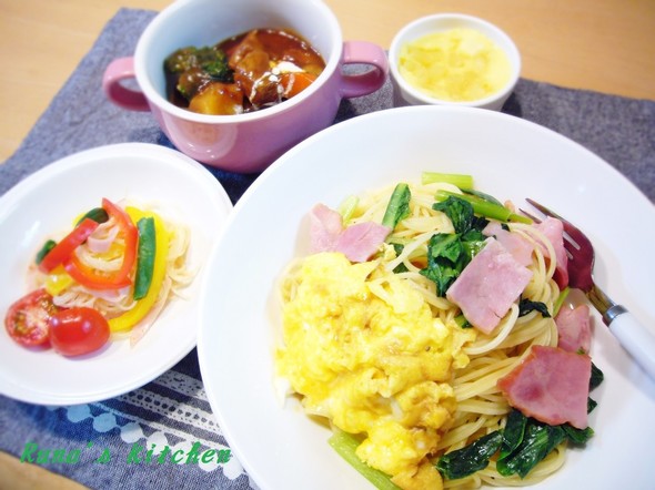 卵ふんわりパスタで夕食