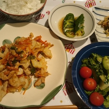 韓国家庭のプルコギ風×胡麻サラダ♡