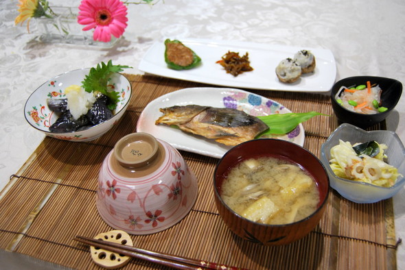 茄子の揚げ浸しで晩御飯♪
