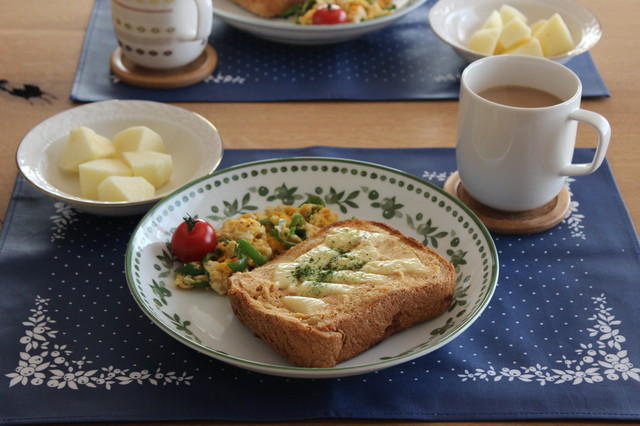 休日のパン朝食 By ガメコ クックパッド みんながのせた献立
