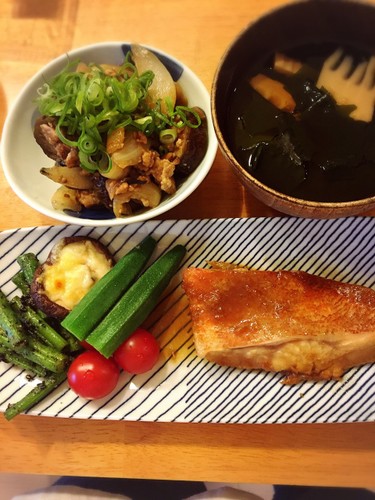 お買い得だった赤魚で煮魚定食