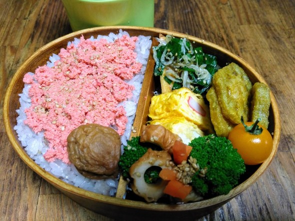 レインボーフードでキレイに出来た♪お弁当