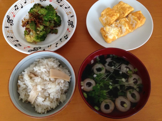 松茸ごはん風でなんちゃってセレブな朝食 By ゆすひと クックパッド みんながのせた献立