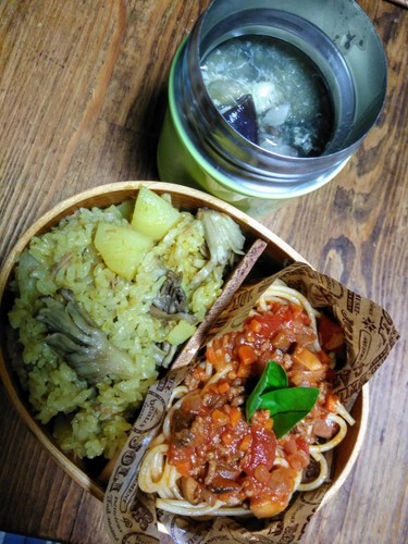 W炭水化物お弁当( *´艸`)