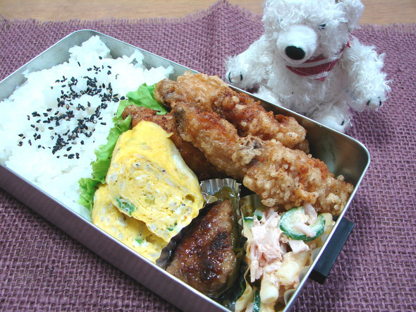 「弁当に入ってる唐揚げ 高校生」の画像検索結果