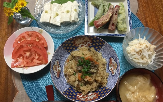 牛肉 ごぼう 炊き込みご飯の献立 クックパッド 簡単おいしいみんなのレシピが372万品