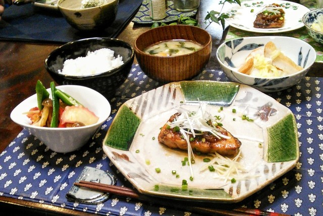 ブリの香味ソース 白菜と平天のさっと煮 By Nono Mammy クックパッド みんながのせた献立