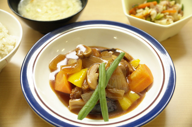 バルサミコ酢豚定食 By 女子栄養大学の学食 クックパッド みんながのせた献立