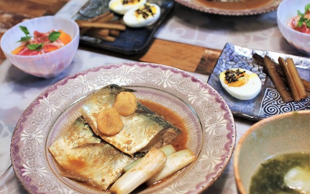 サバ の 味噌 煮 付け合わせ