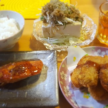 カキフライ & 鮭ムニエル^^
