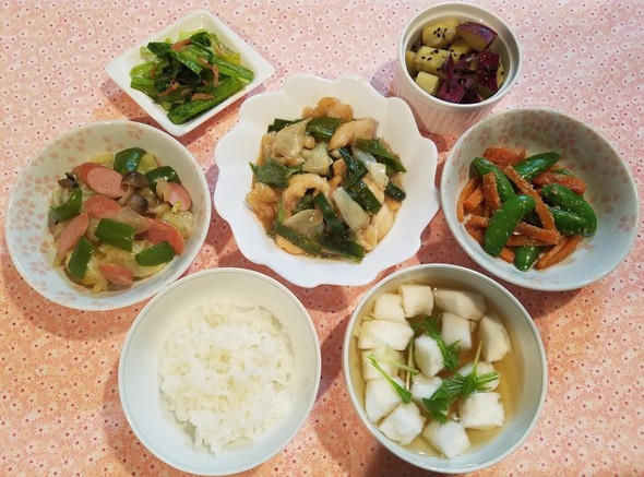 胸肉と葉玉葱の炒め物&なんちゃって大学芋