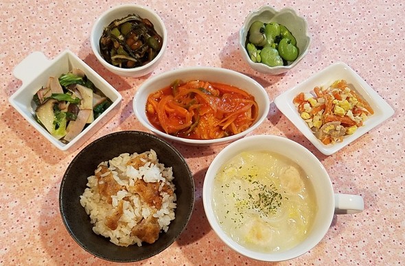 鶏肉と野菜のケチャップ煮&にんじんサラダ