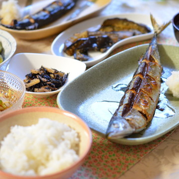秋といえば・・「秋刀魚」がメインの夕食✿