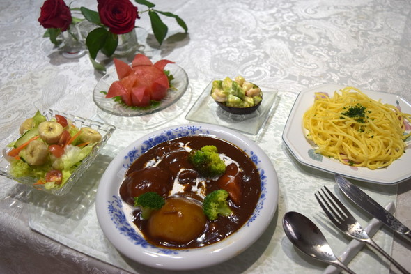 木曜日は洋食の日♪