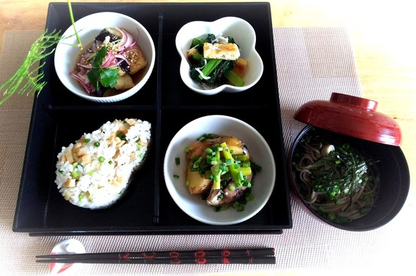 和風エスニックの松花堂弁当