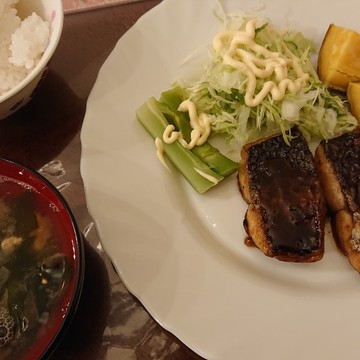 さごしの蒲焼き×大根わかめの韓国スープ♡