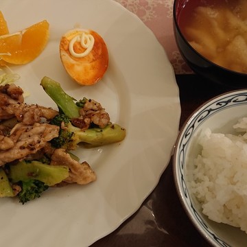ブロッコリーと豚こま肉の中華炒め♡