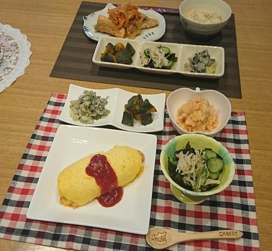 昼食 オムライス