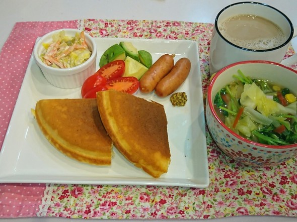 朝食 ホットケーキ