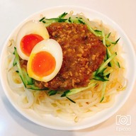 味玉のせジャージャー麺