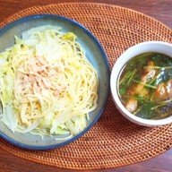 鶏ササミの柚子胡椒パスタ　スープ